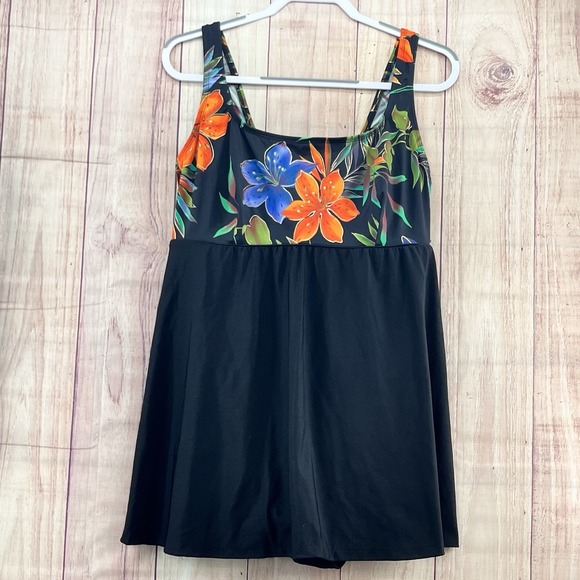 Longitude One Piece SwimDress Black BathingSuit Lightly Lined Wireless‎ Sz 22W - Picture 1 of 8